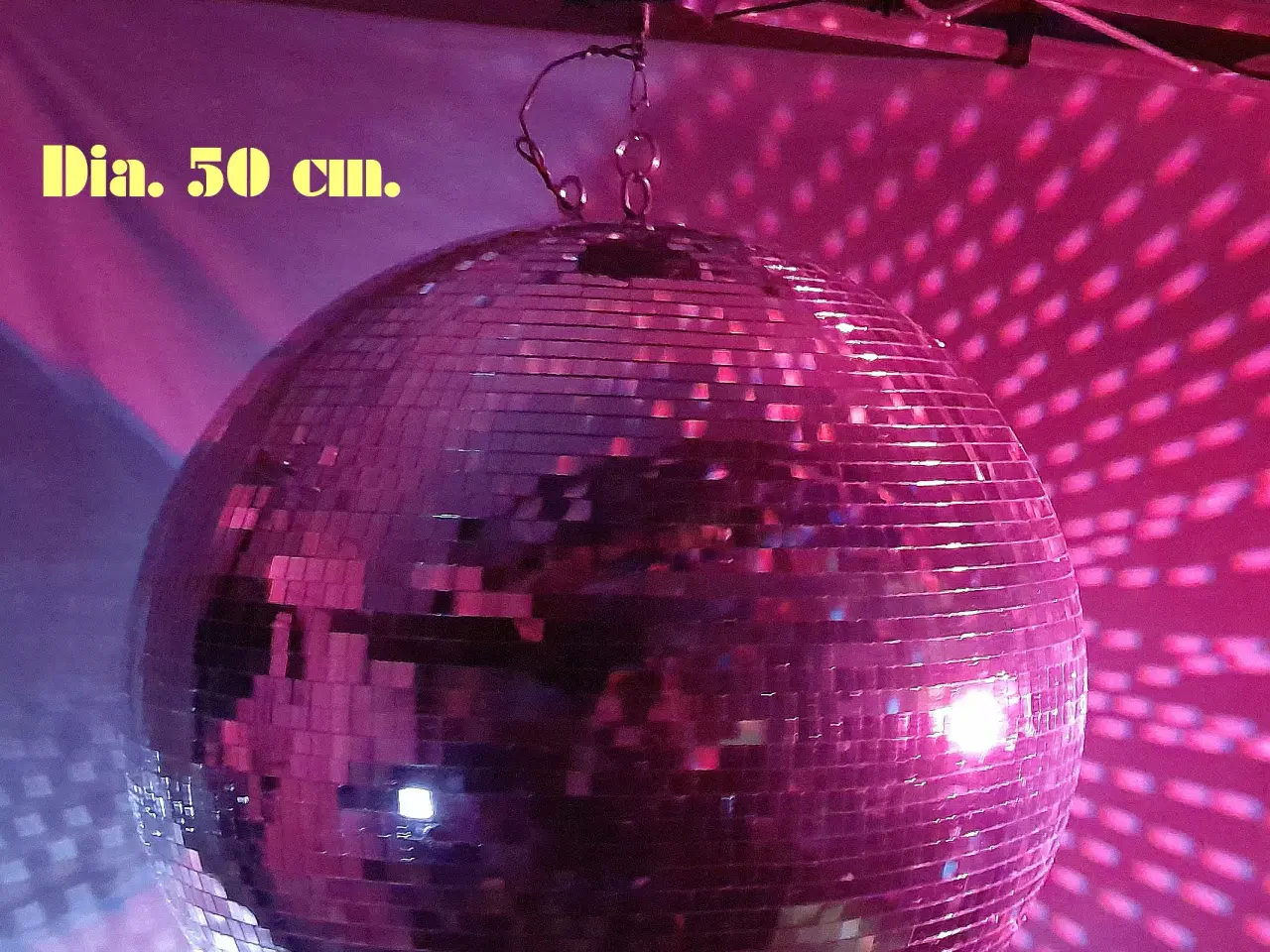 Billede 3 - Udlejes – 50cm. DISCOKUGLE, SPEJLKUGLE, MIRRORBALL