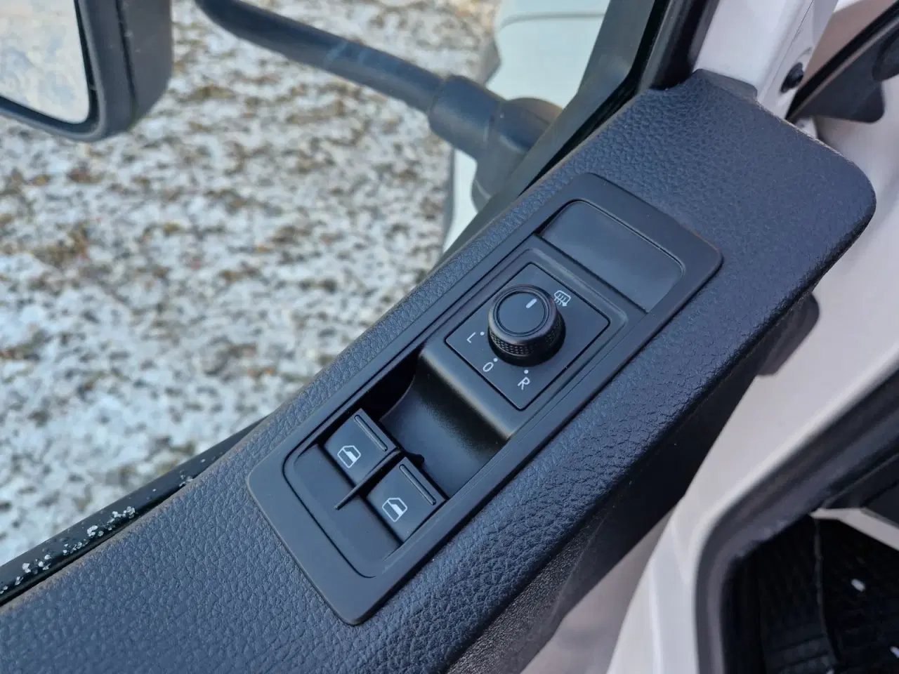 Billede 14 - VW Transporter 2,0 TDi 150 Alukasse m/lift