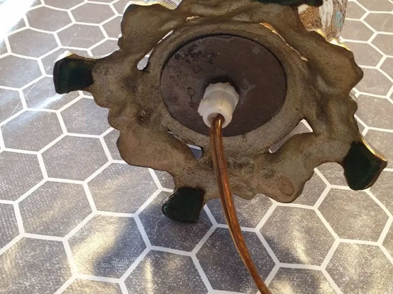 Billede 2 - Lampe i porcelæn -byd
