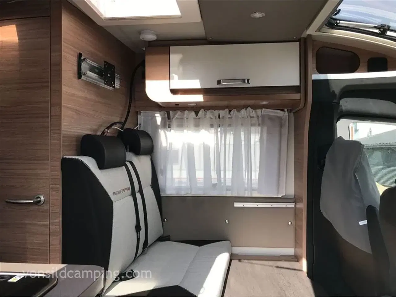 Billede 2 - 2024 - Weinsberg CaraCompact 640 MEG 60 Year's