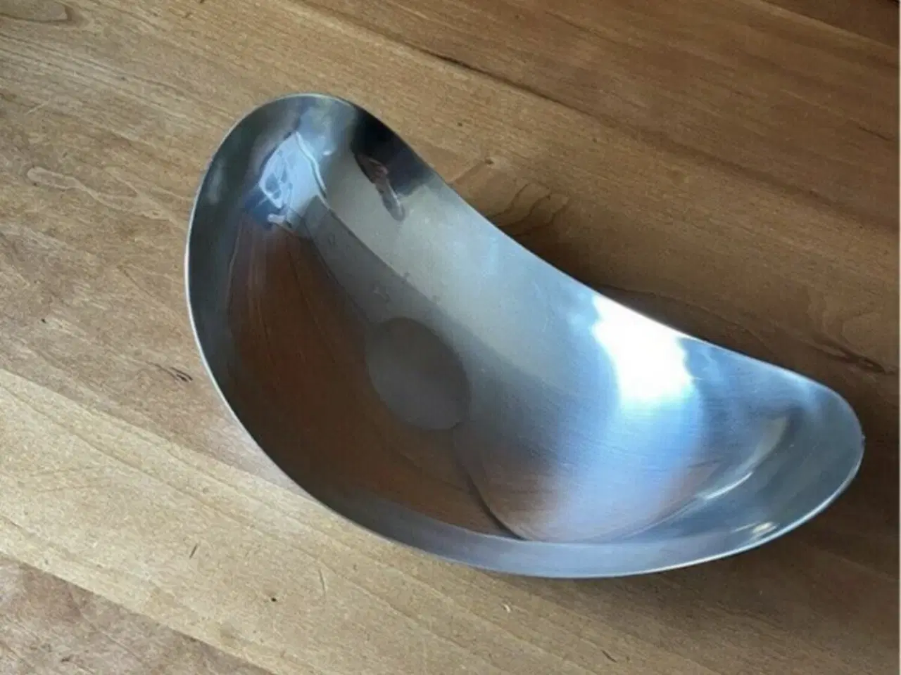 Billede 2 - Smukt Georg Jensen fad i rustfrit stål