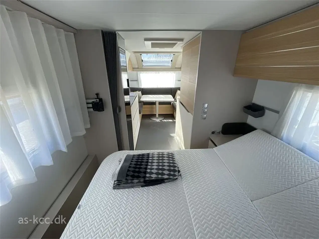 Billede 13 - 2023 - Adria Adora 613 UT Alde Centralvarme   Adria Adora 613 UT Alde Centralvarme  Dobbeltseng
