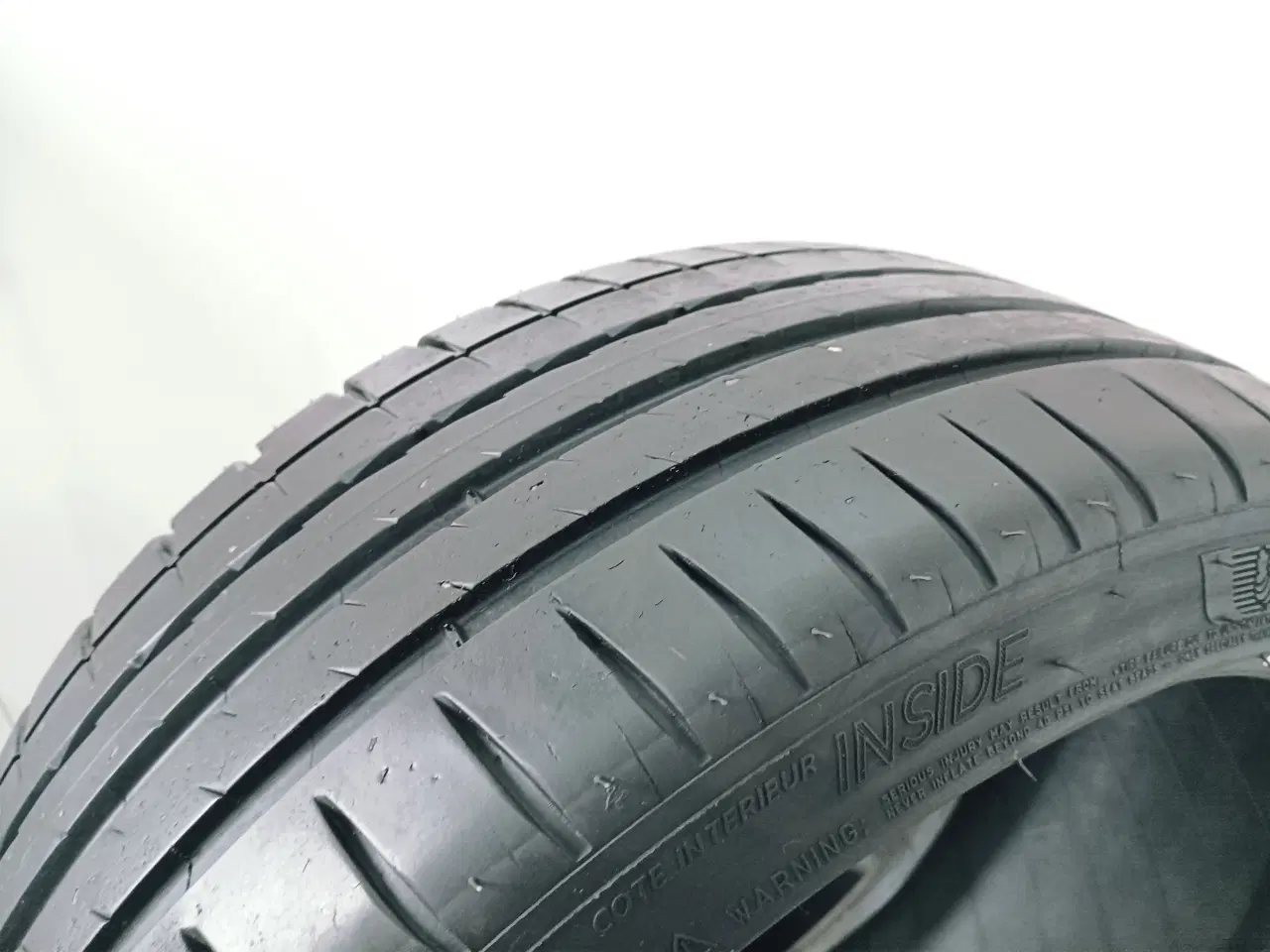 Billede 2 - sommerdæk - 225/40ZR18 92Y Michelin (4 stk)