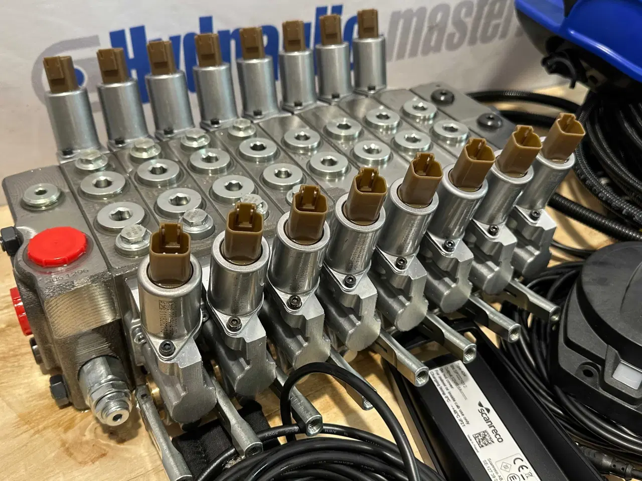 Billede 2 - JC-joysticks + radiostyring Scanreco Walvoil DPX