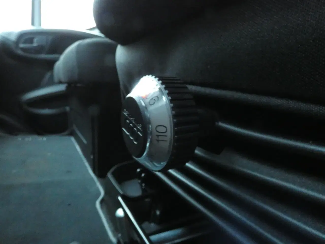 Billede 16 - Iveco Daily 35S16 Alu.Kasse m./lift 2,3 D Hi-Matic 156HK Van Aut.