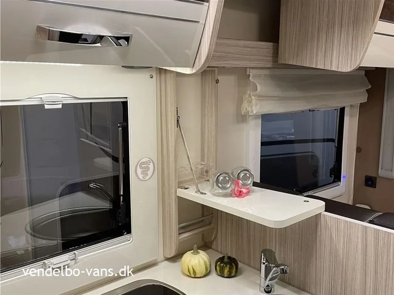 Billede 12 - 2023 - Elnagh T-Loft 530   Enkeltsenge og stor garage - 5 selepladser