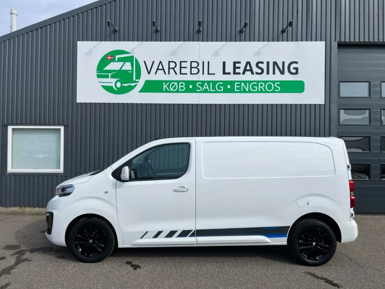 Billede 1 - Peugeot Expert 2,0 BlueHDi 122 L2 Sport EAT8 Van
