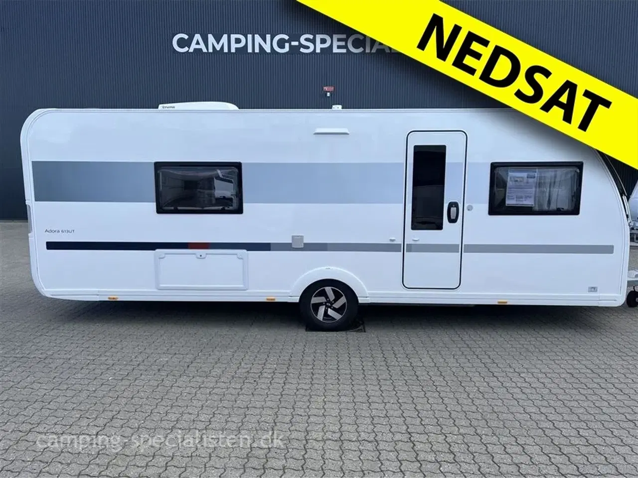 Billede 1 - 2024 - Adria Adora 613 UT Selected Edition   Adria Adora 613 UT Selected Edition 2023/2024 - Kan ses nu hos Camping-Specialisten.dk