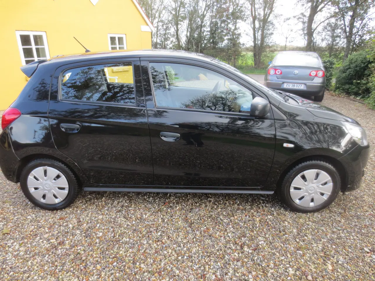 Billede 3 - Mit. Space Star 1.0 i. Km 83000. år 2015. 