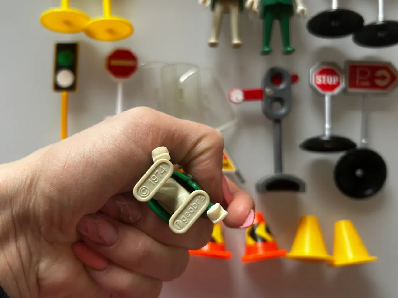 Billede 5 - Playmobil vej skilte med figurer