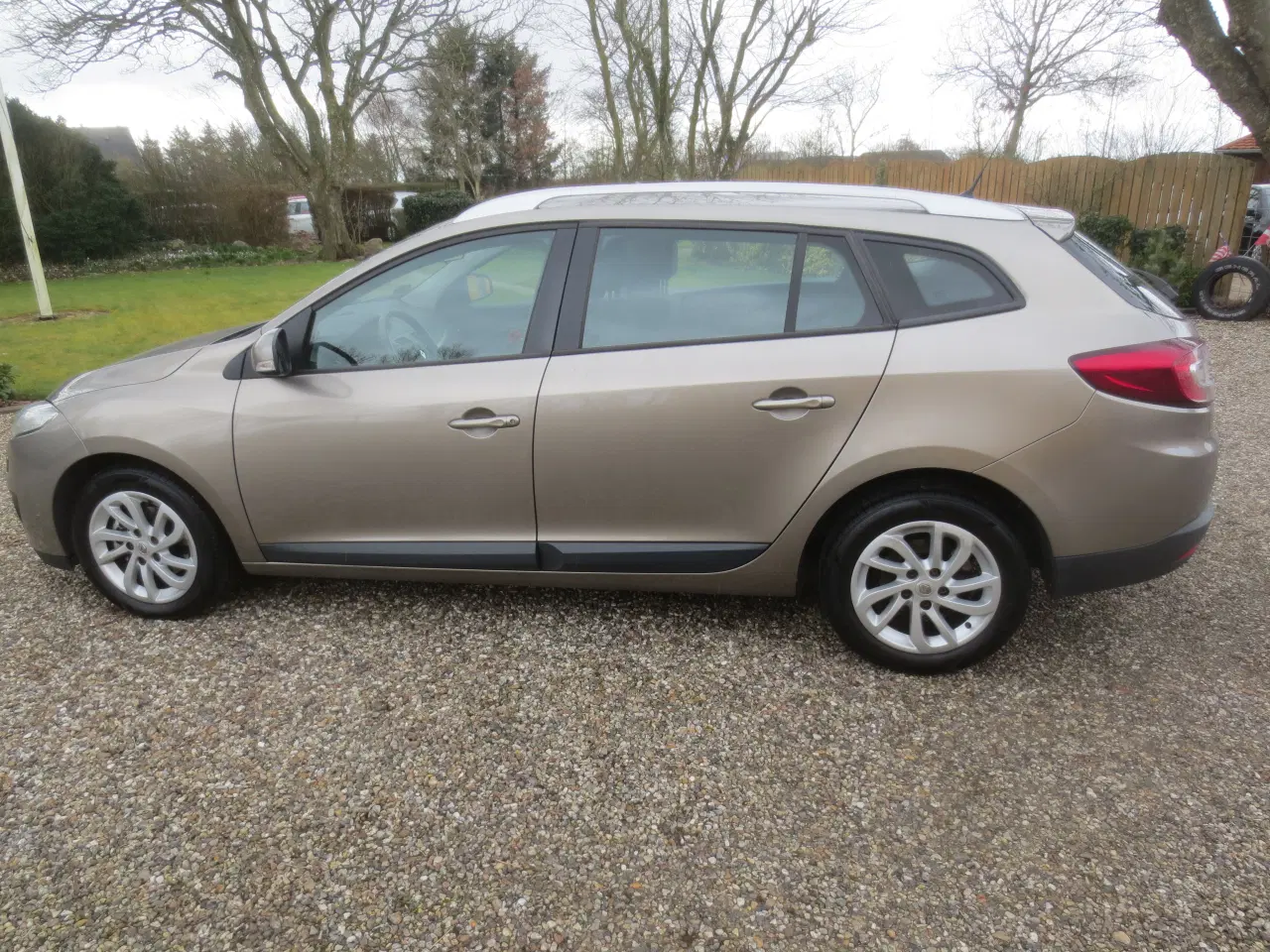 Billede 8 - Renault Megane 1.5 DCi År 13 Nysynet. 