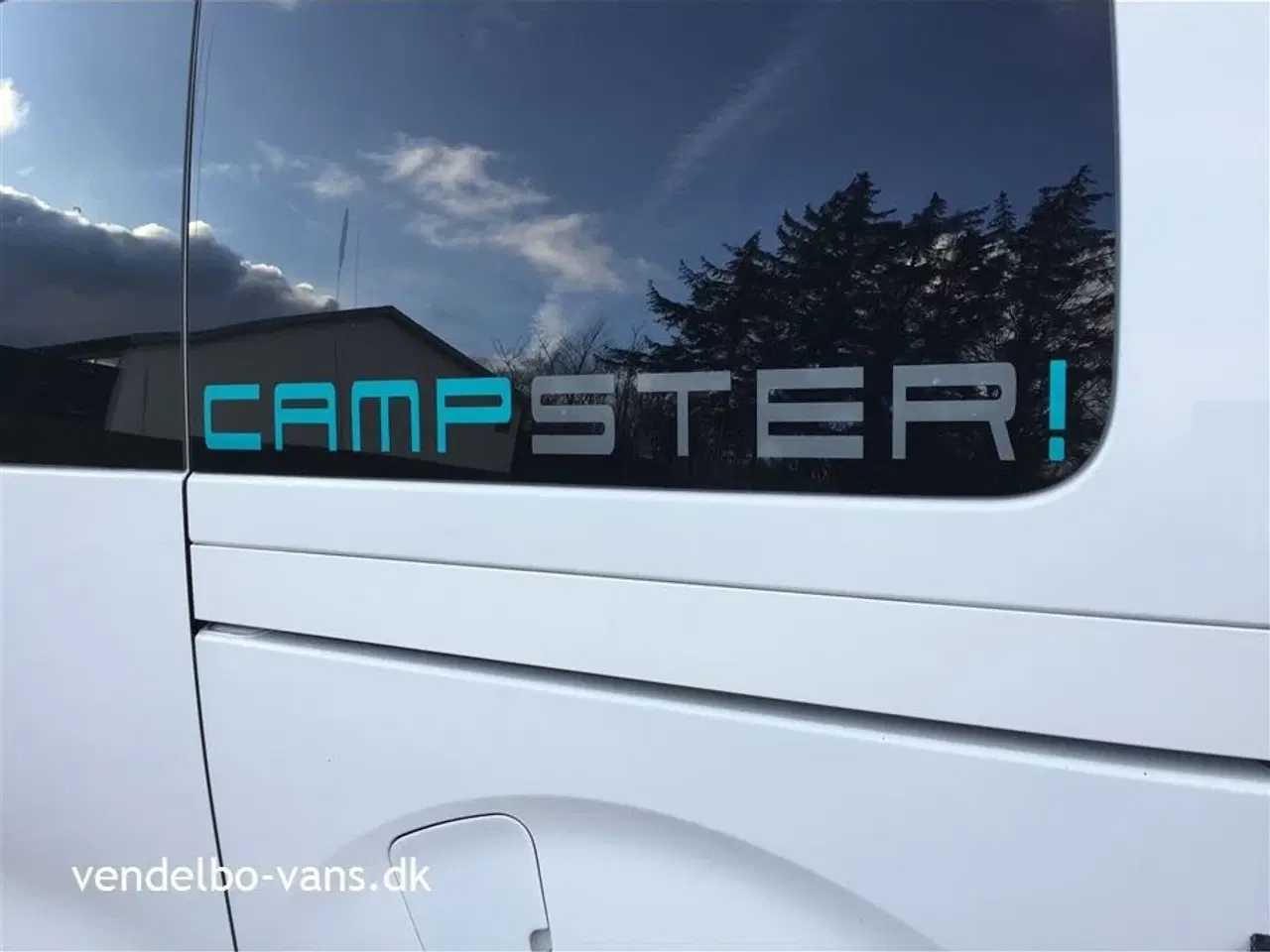 Billede 4 - 2018 - Globecar Campster   Nem og handy med løftetag kun 1,99 m høj - 5 siddepladser - 4 sovepladser