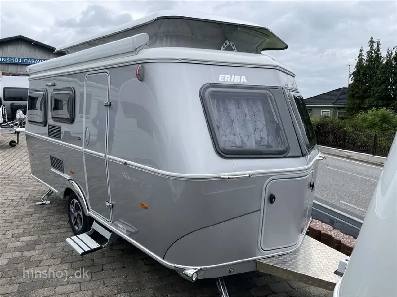 Billede 1 - 2023 - Eriba Touring 530 Urban   Super smart hævetagsvogn fra Hinshøj Caravan