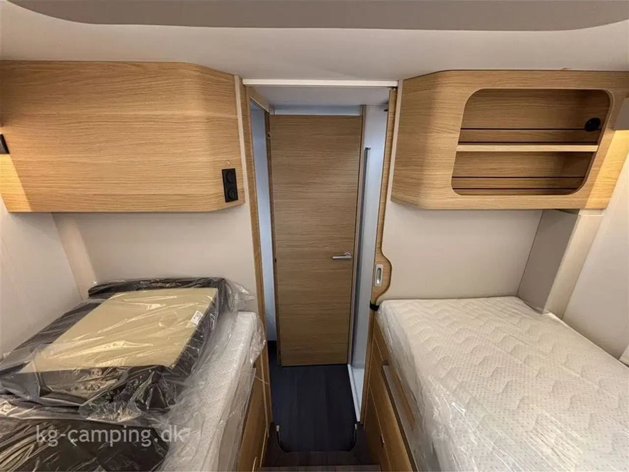 Billede 13 - 2024 - Adria Sonic Plus 700 DL   Adria Sonic 700 DL – Bestilt hjem med topudstyr! NU EKSTRA nedsat