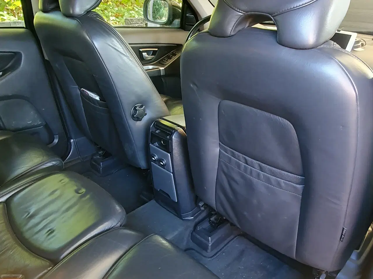 Billede 11 - Volvo XC90 2,5 D5 aut. 7-pers. Sort m. sort læder 