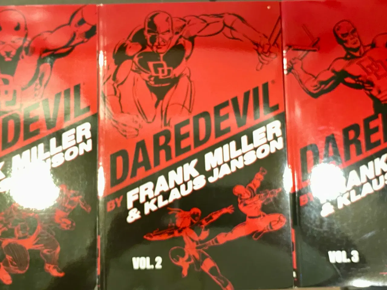 Billede 1 - DAREDEVIL vol. 1,2 & 3 tegneserier 