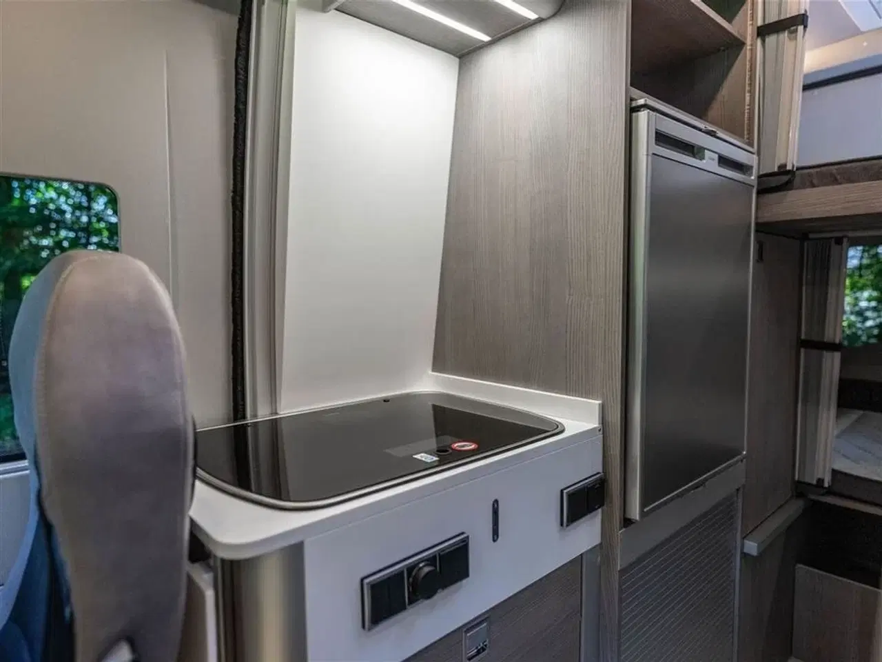 Billede 11 - 2023 - FURGOK XPACE 600 FAMILY North   Van med plads til 5 personer!