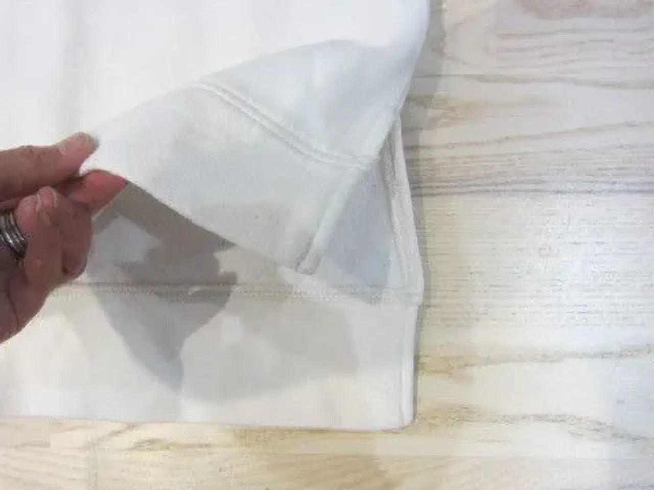 Billede 2 - Str. 158/164, flot bluse