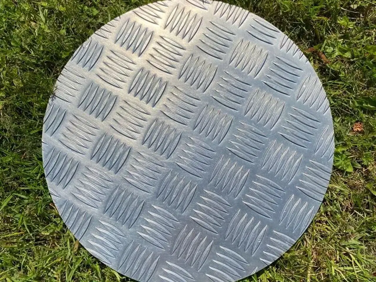 Billede 1 - Rund dørkplade Ø32CM