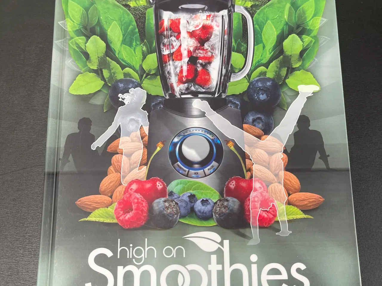 Billede 1 - Bogen High on Smoothies af Mads Bo