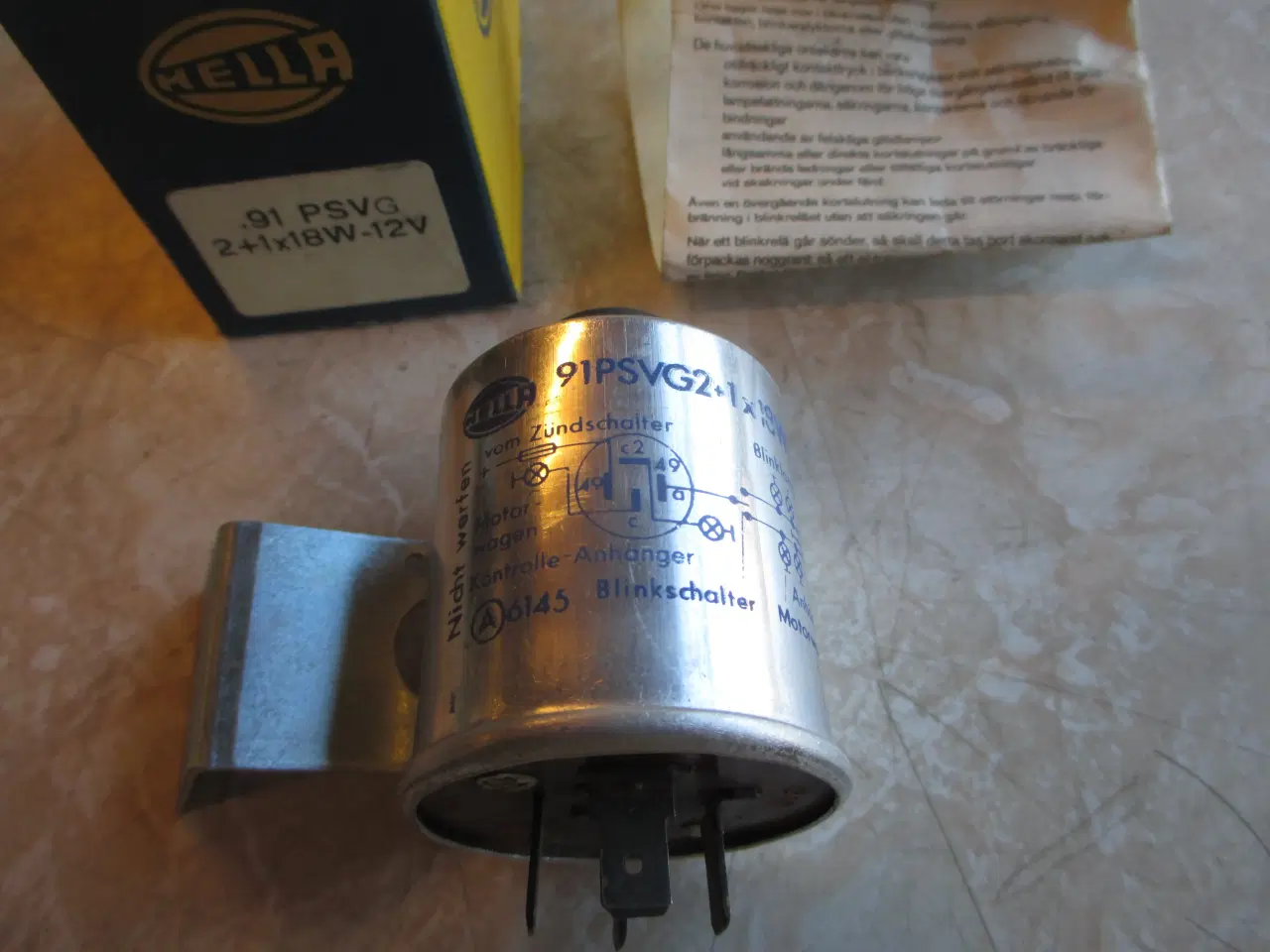 Billede 2 - Blinkrelæ   12 V Hella 