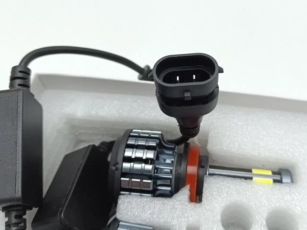 Billede 9 - NY! 360° LED Pærer H8 / H9 / H11 16000LM 6000K 