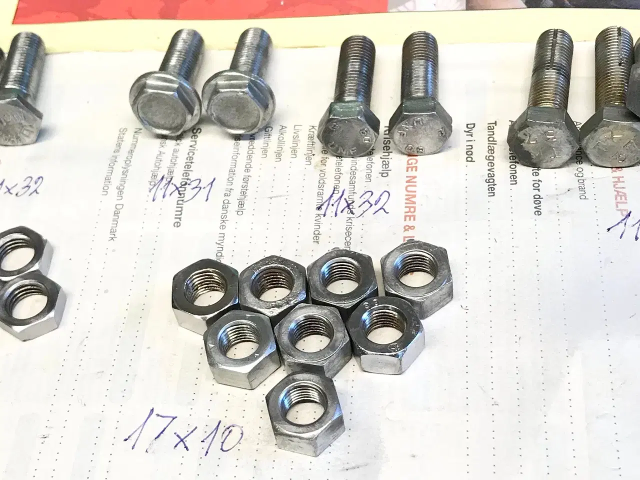 Billede 2 - 11mmx1,25 bolte & møtrikker