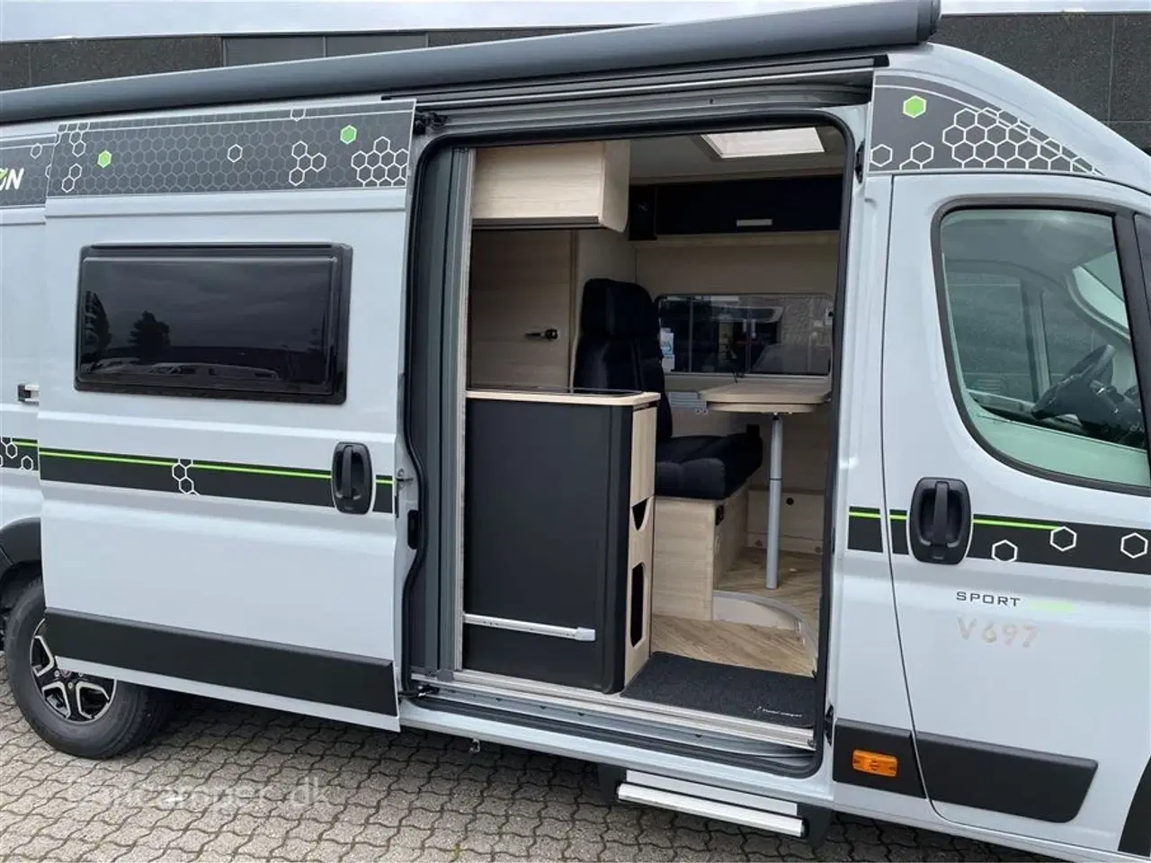 Billede 6 - 2024 - Chausson V697 Sport Line   Super flotte Sport Line, 140 HK, 9-trins automatgear, tilbehørs-, connect-, safety- og artic pakke.