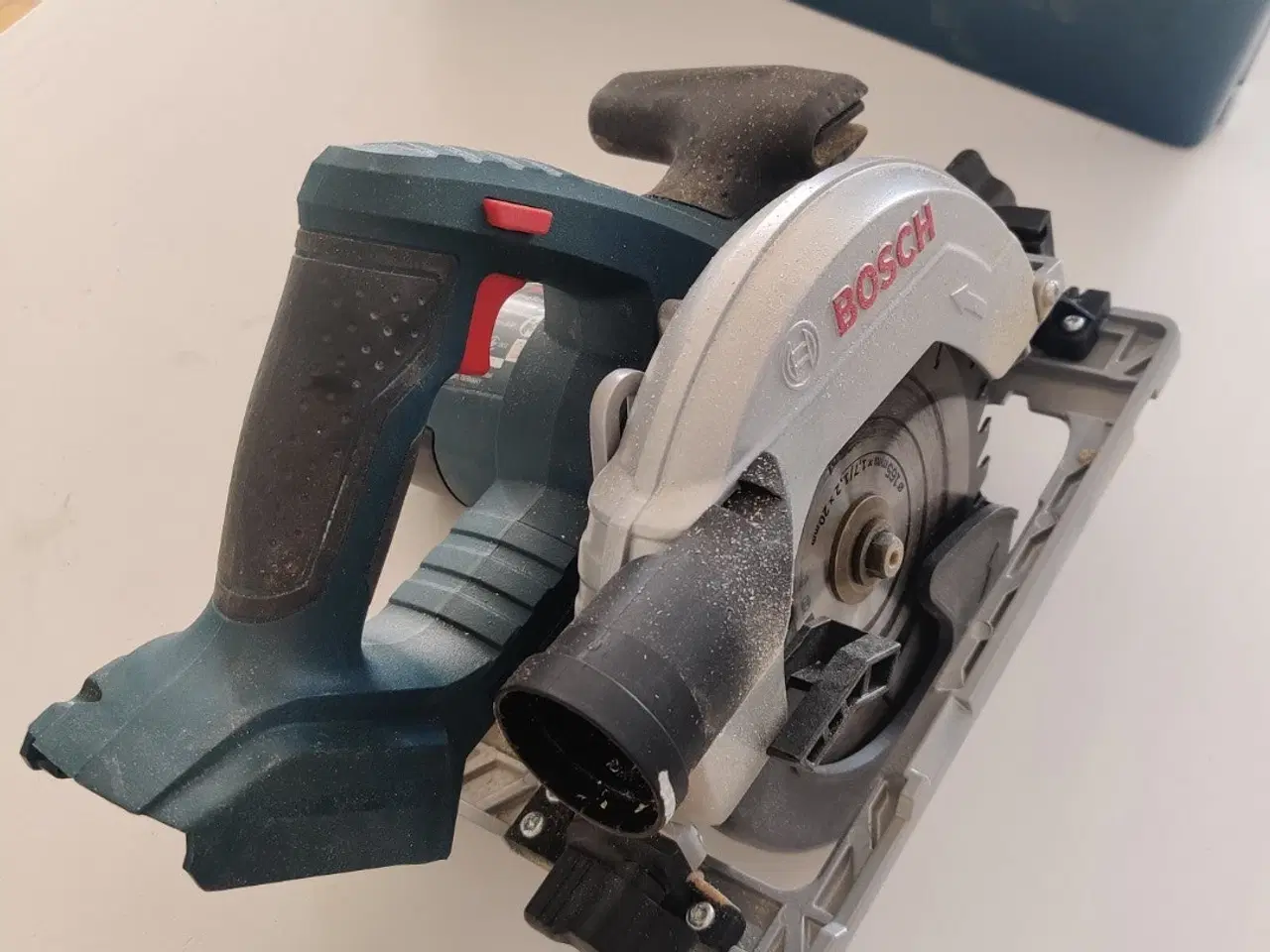 Billede 1 - Bosch Pro dyksav med 1400 mm skinne (udlejes)