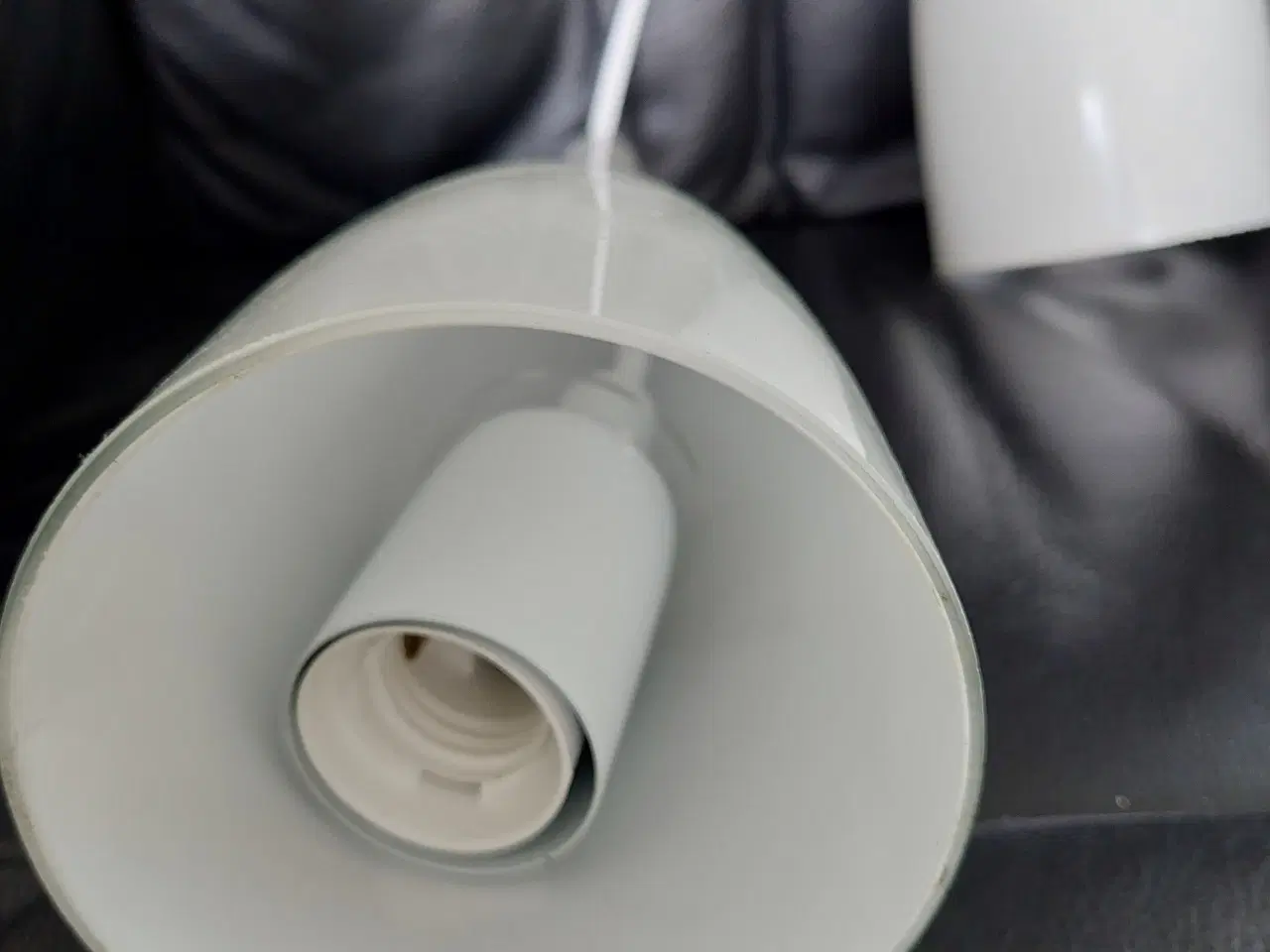 Billede 3 -  loftslampe, 2 stk. hvid farve aflang glas