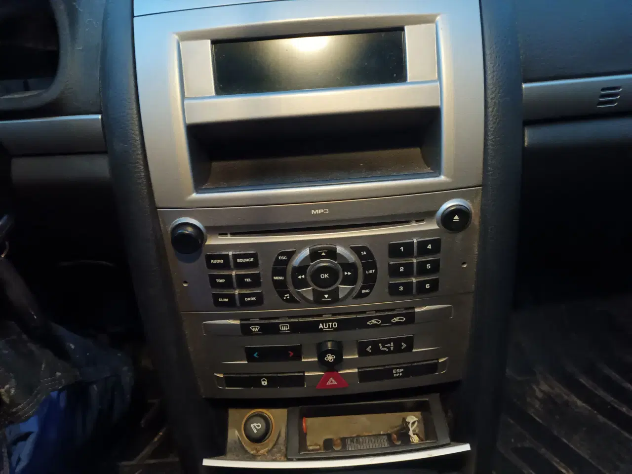 Billede 1 - Radio med cd afspiller til  peugeot 407