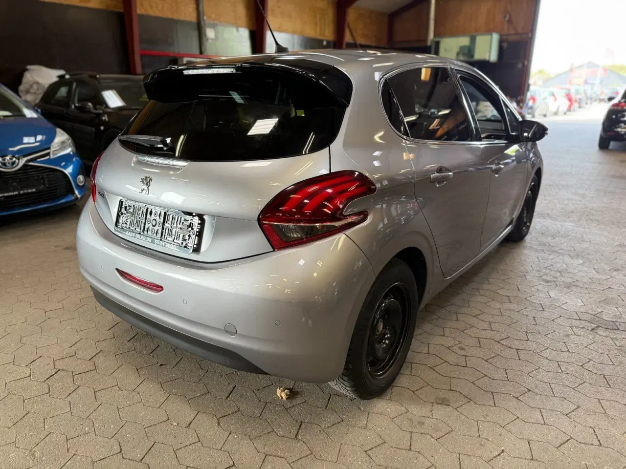 Billede 5 - Peugeot 208 1,5 BlueHDi 100 Allure Sky