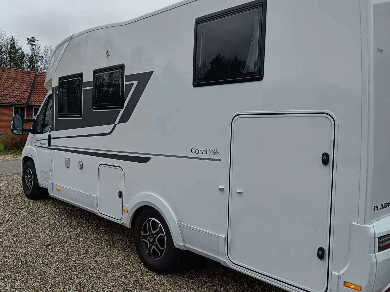 Billede 5 - Adria Coral 650 SL  Autocamper