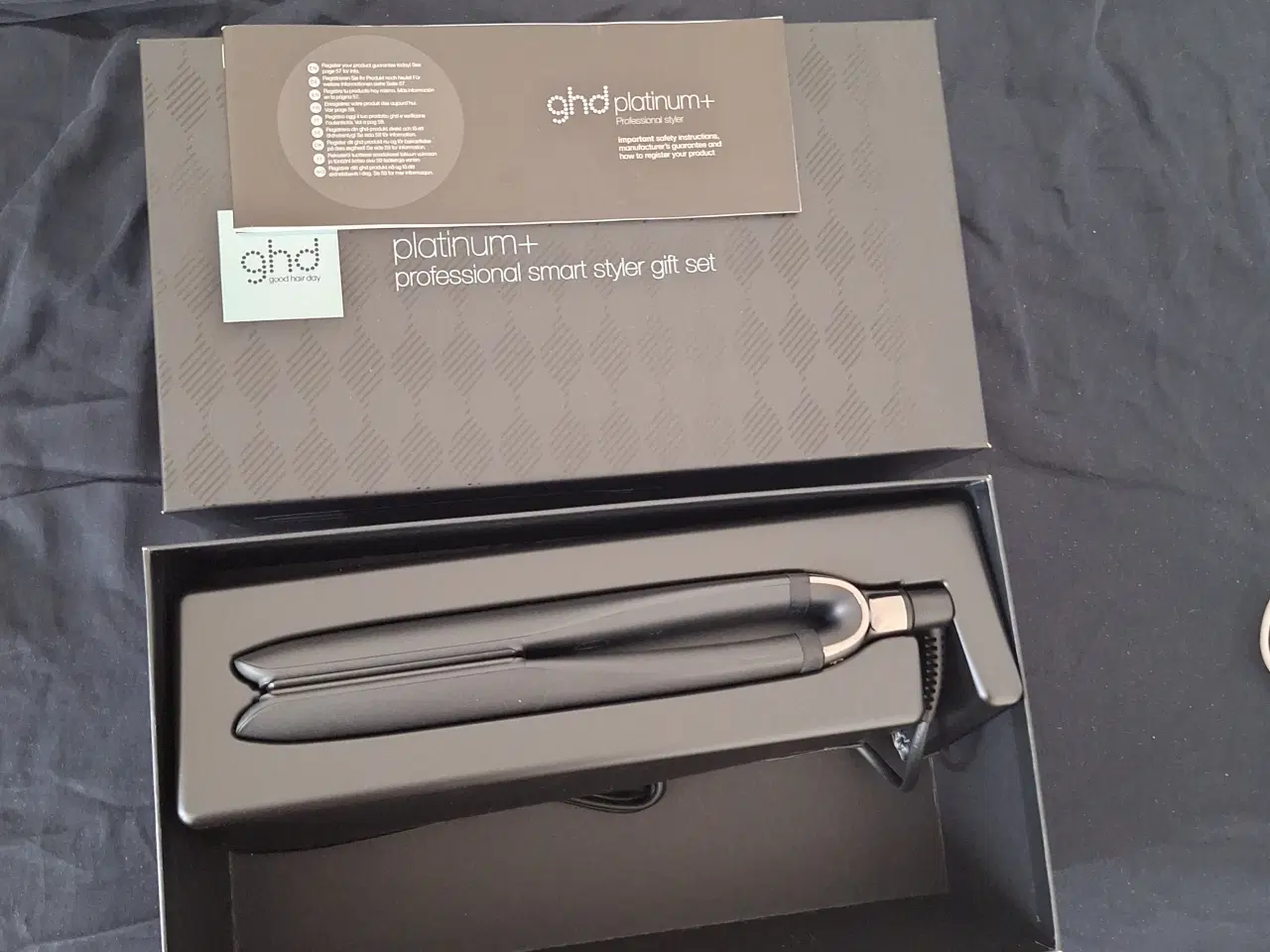 Billede 1 - GHD platinum+ Glattejern, helt ny.
