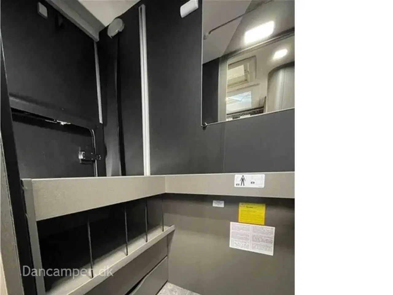 Billede 16 - 2024 - Chausson X650 Exclusive line    Camper med stor Lounge og siddegruppe, sænkeseng, stor garage, Connect-, Artic- og X-tilbehørspakke,