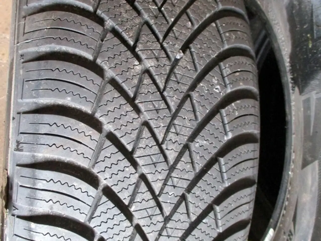 Billede 5 - 215/60/16" Nexen vinterdæk dot2723 4 stk.