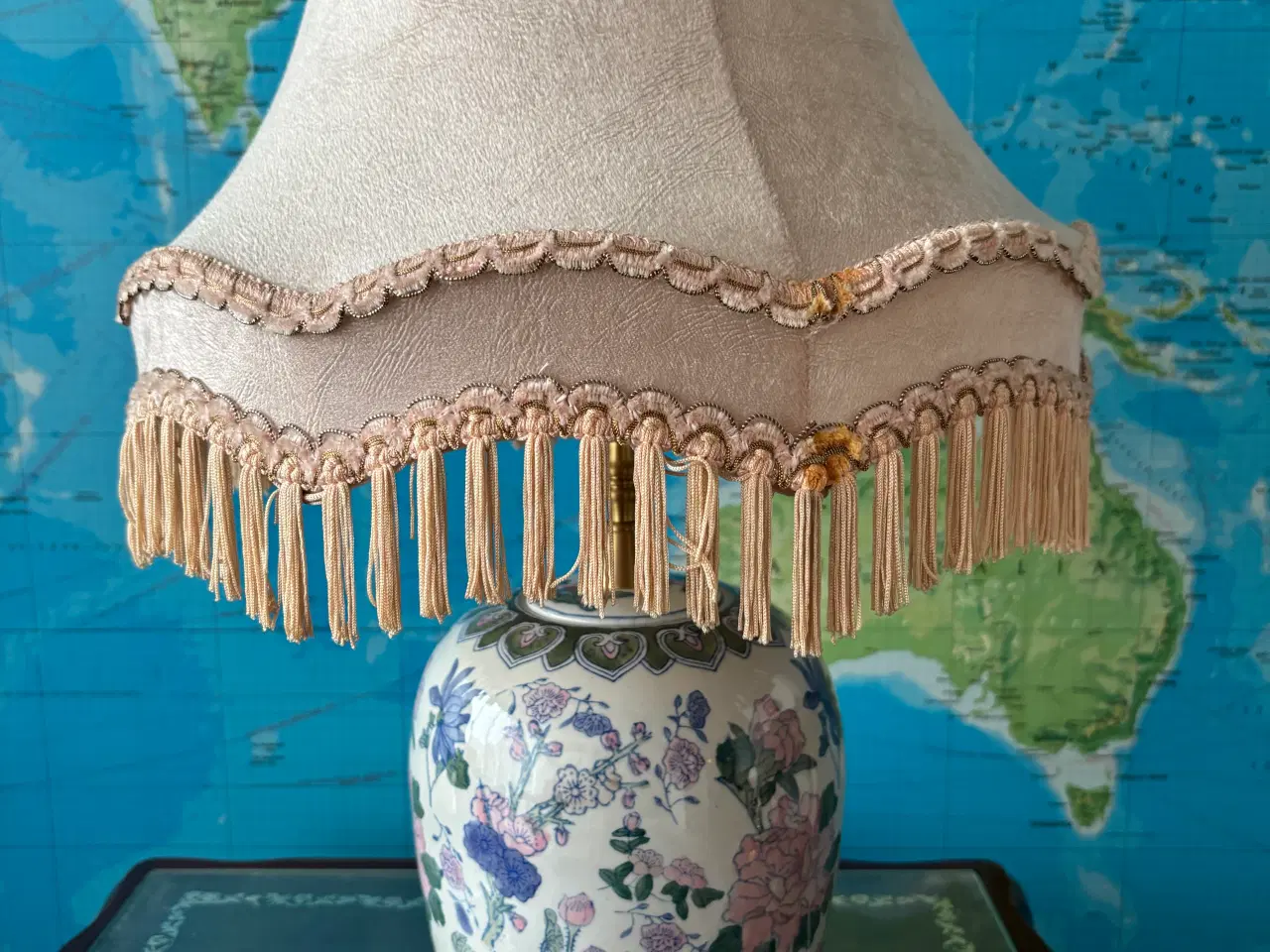 Billede 2 - Bordlampe, porcelæn