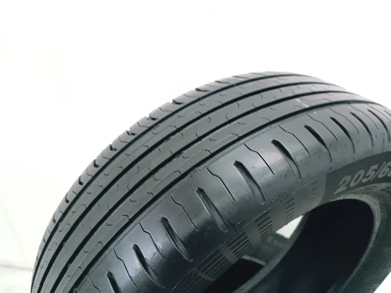 Billede 2 - sommerdæk - 205/60R16 92H Continental (4 stk)