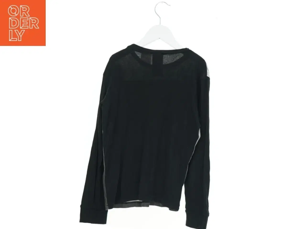 Billede 2 - Bluse fra H&M (str. 134 cm)