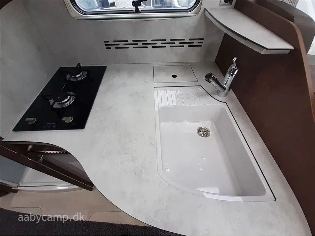Billede 15 - 2025 - Frankia Platin Pure I 7400 GD Edition   Top udstyret 5 Stjernet Camper på Mercedes