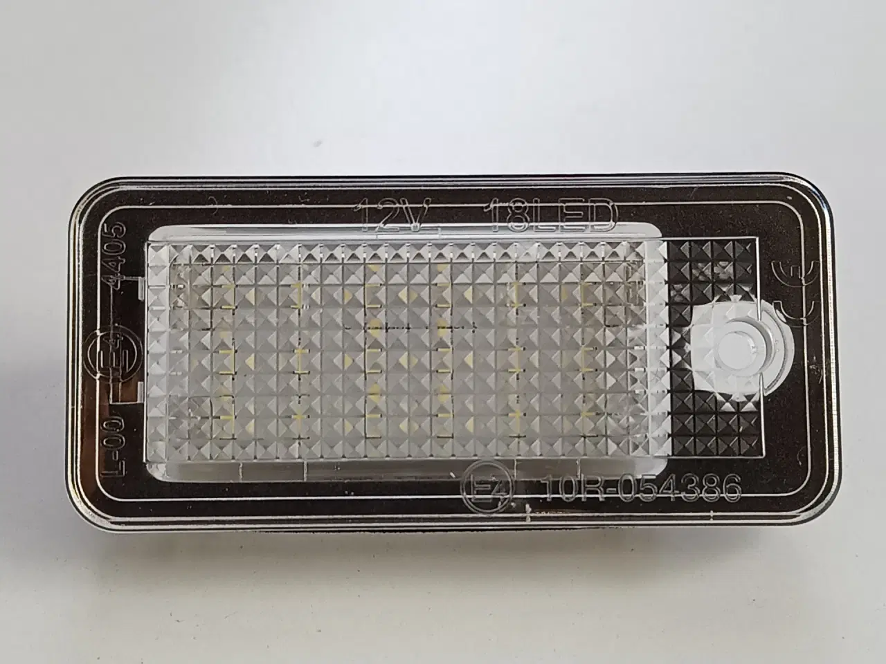 Billede 3 - NY! AUDI – 36 LED Nummerpladelys 6000K (Hvid KOLD)