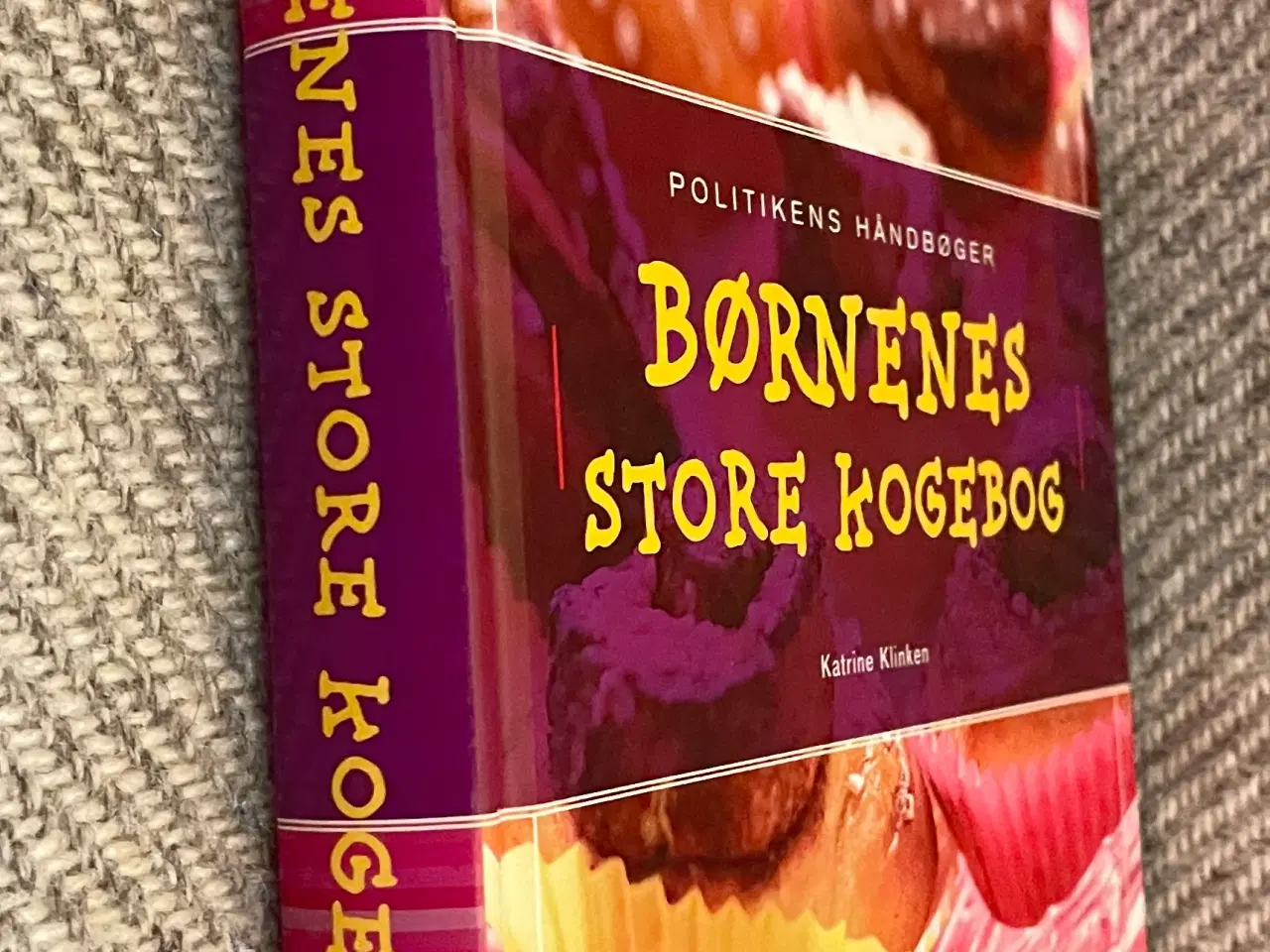 Billede 3 - Bog “Børnenes Store Kogebog”