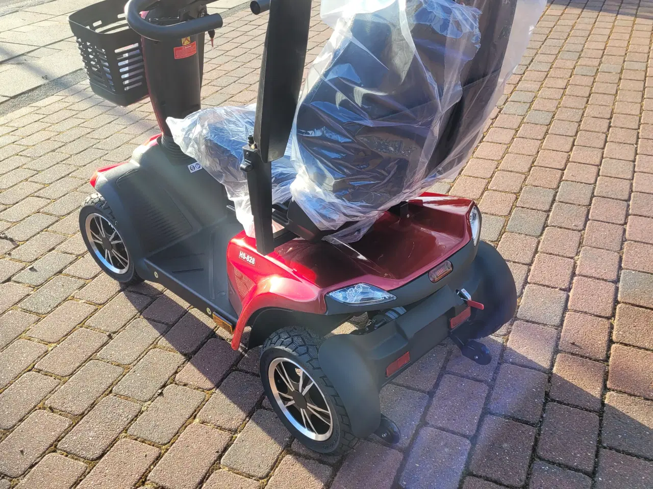 Billede 3 - Fabriksny HS 828 elscooter