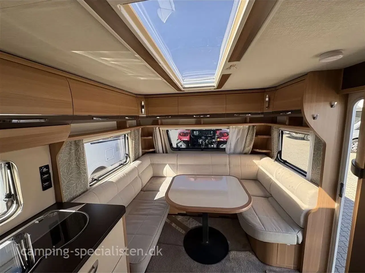 Billede 4 - 2018 - LMC Musica 550 D   LMC Musica 550 D model 2018 kan nu ses hos Camping Specialisten.dk
