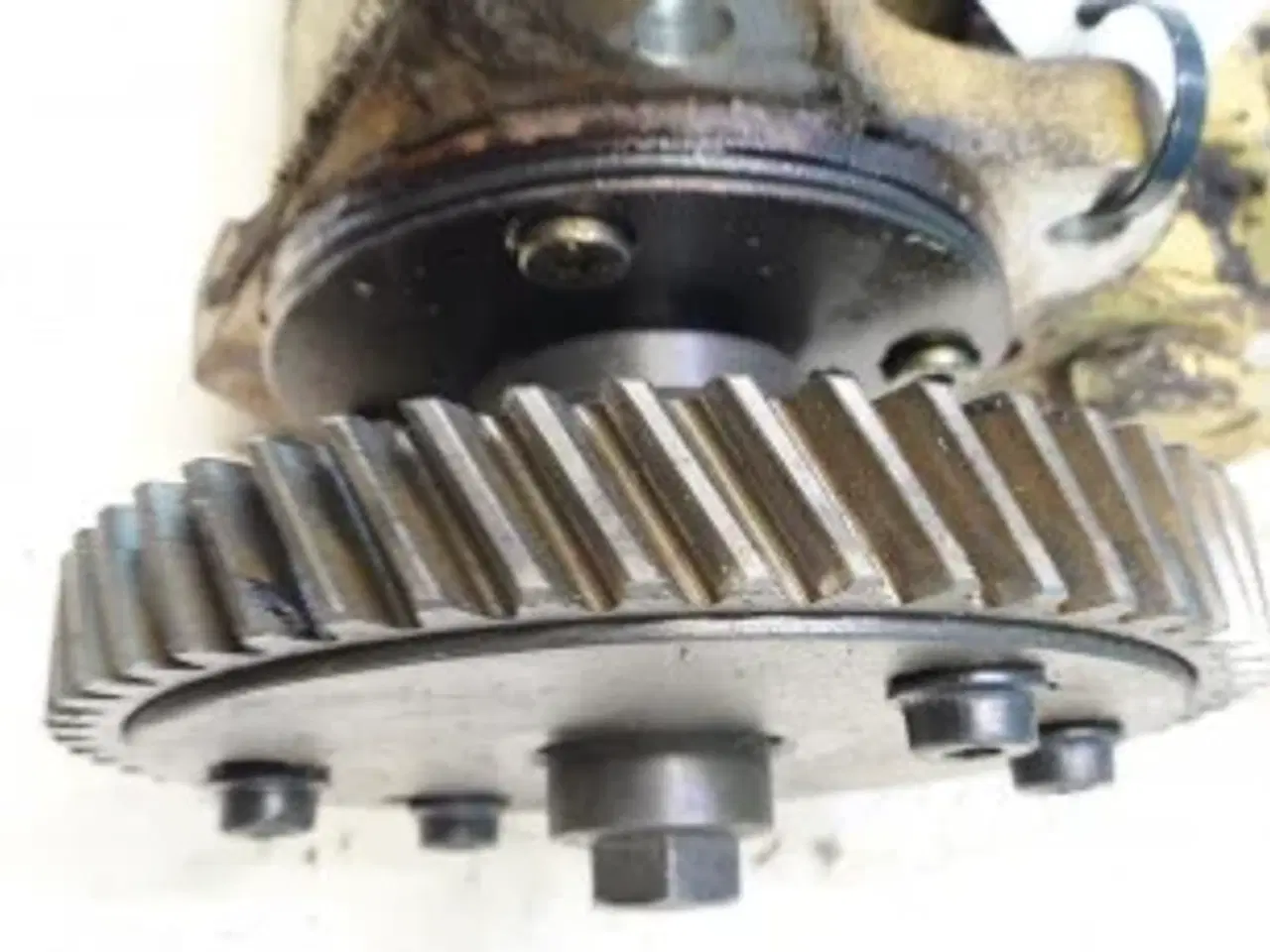 Billede 2 - New Holland TX34 Brændstofpumpe 84214403