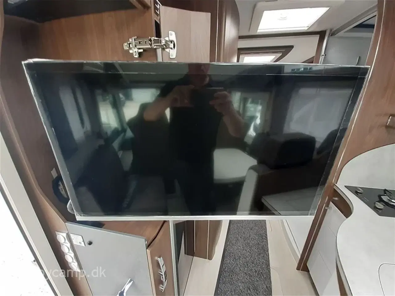 Billede 28 - 2025 - Frankia Platin Pure I 7400 GD Edition   Top udstyret 5 Stjernet Camper på Mercedes