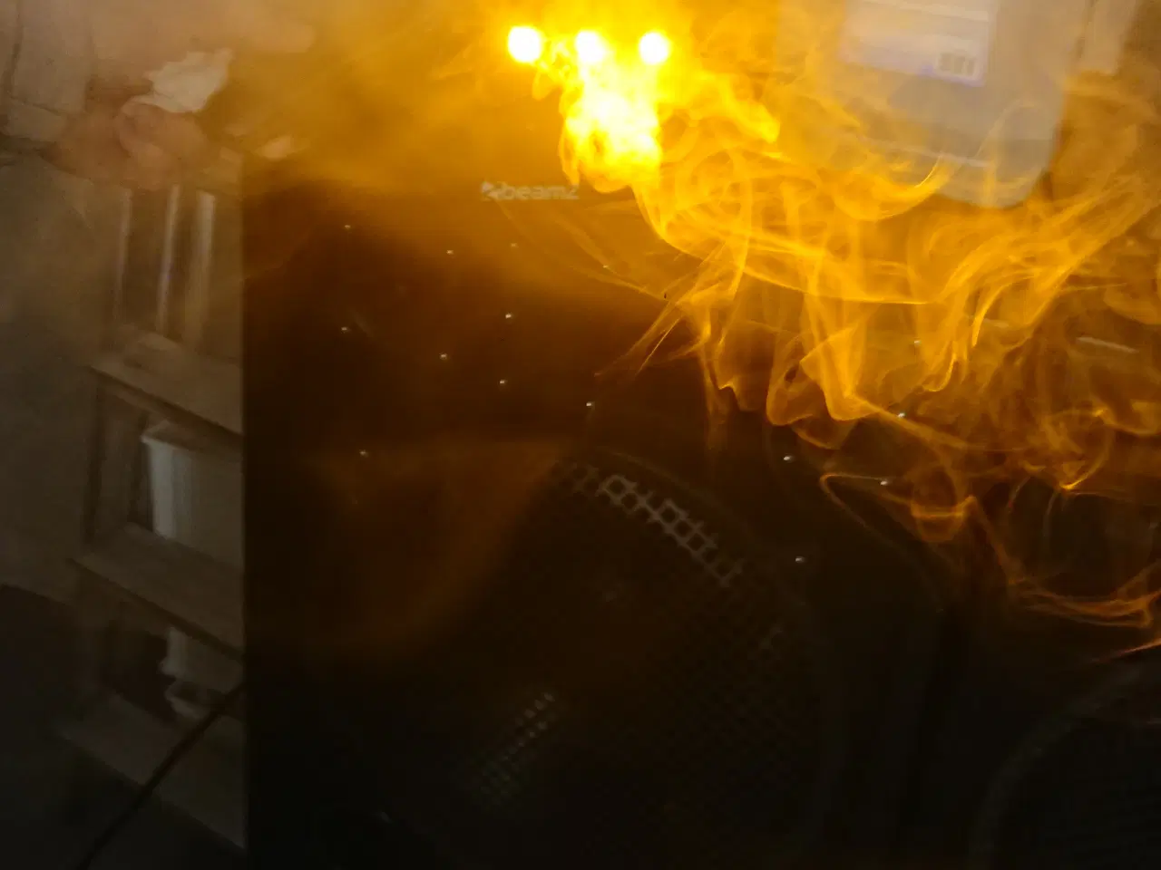 Billede 4 - UDLEJES – RØGMASKINE – IBIZA 400W. m. ild Effekt