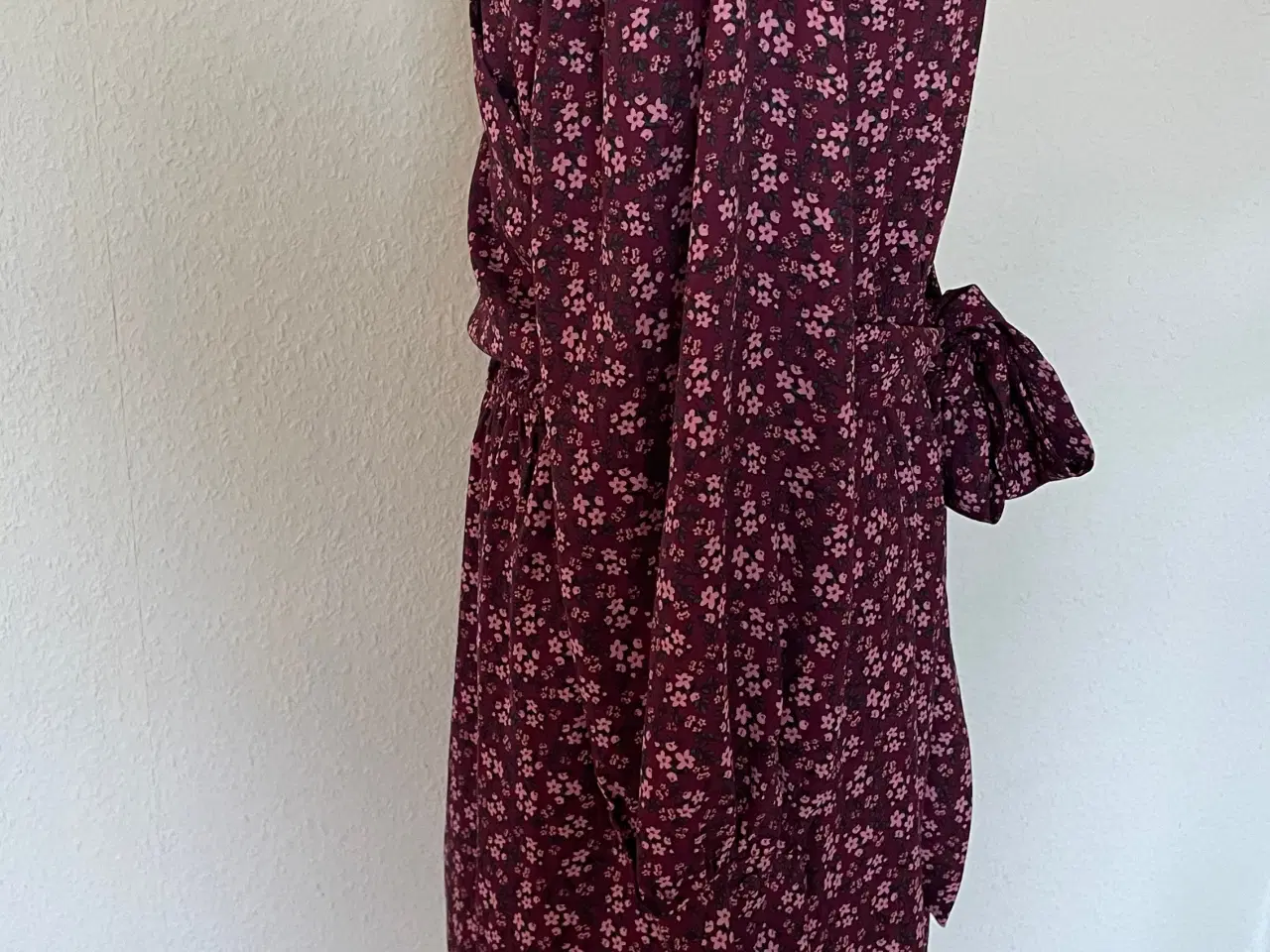 Billede 3 - Flot kjole fra Asos, str. 50