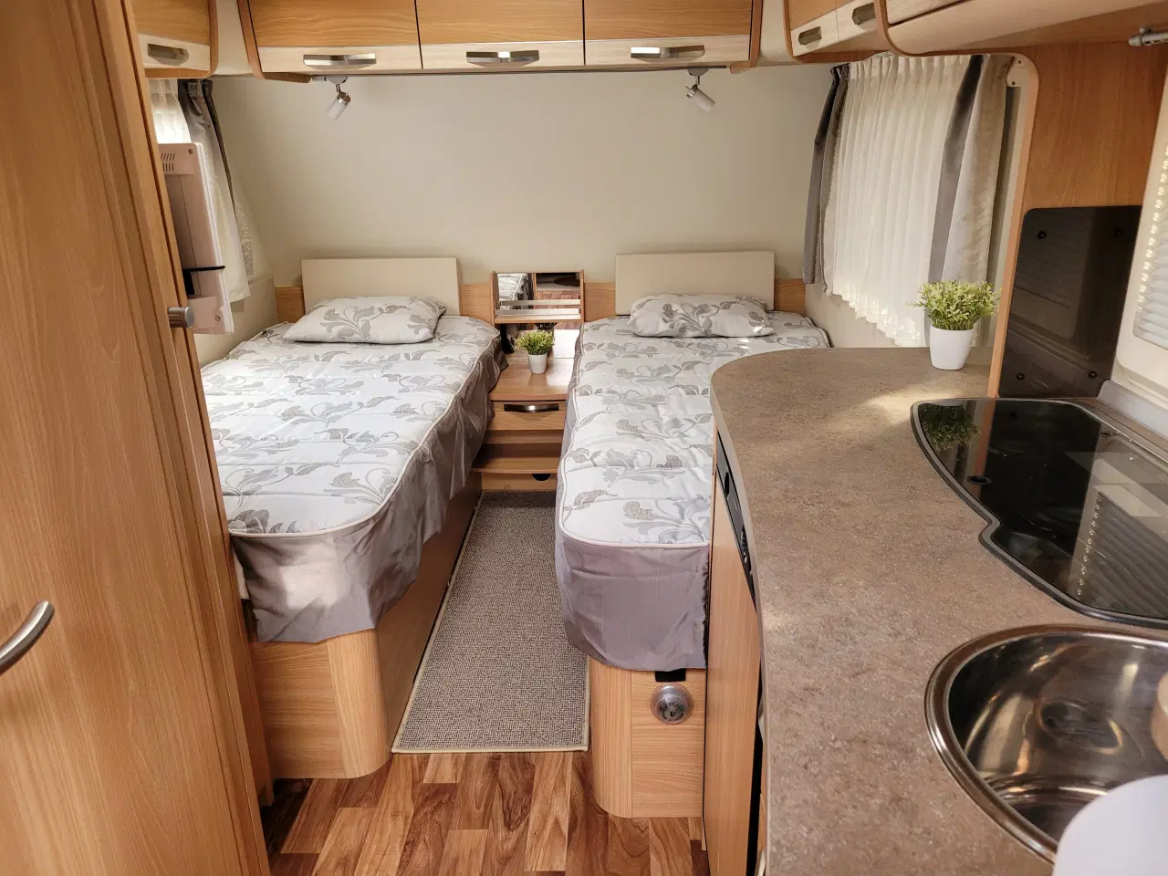 Billede 13 - 2014 Knaus Sudwind 500 EU enkeltsenge..lav pris