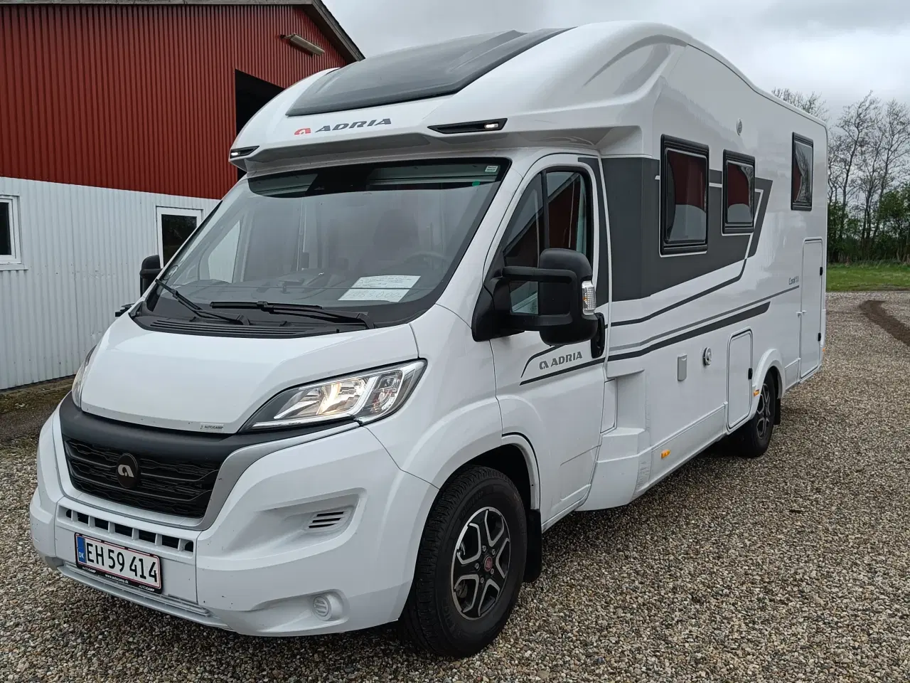 Billede 3 - Adria Coral 650 SL  Autocamper